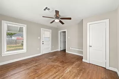 1001 Preston Street, Waco, TX 76704 - Photo 11