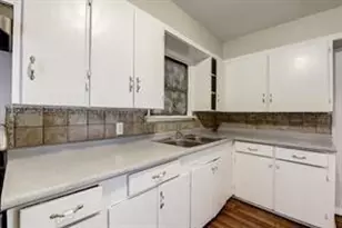 7729 Hillard Dr, Dallas, TX 75217 - Photo 3