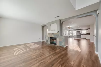 905 Elizabeth Drive, Lewisville, TX 75067 - Photo 7