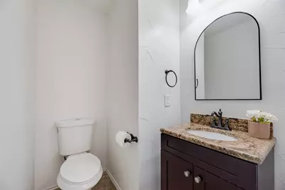 905 Elizabeth Drive, Lewisville, TX 75067 - Photo 31