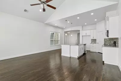 833 Rohan Drive, Richardson, TX 75081 - Photo 13