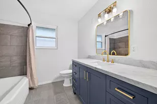 7005 Oakland Ln, North Richland Hills, TX 76180 - Photo 9