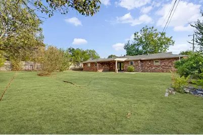 7005 Oakland Lane, North Richland Hills, TX 76180 - Photo 21