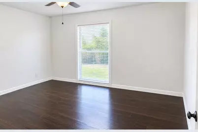 2250 Mail Avenue, Dallas, TX 75235 - Photo 3