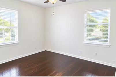 2250 Mail Avenue, Dallas, TX 75235 - Photo 7