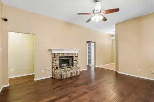 5558 Heatherglen Terrace, Fort Worth, TX 76179 - Photo 5