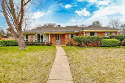 2426 Nottingham Place, Grand Prairie, TX 75050 - Photo 1