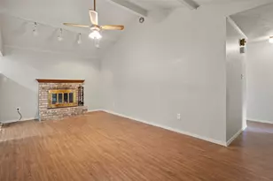 2523 Avonhill Dr, Arlington, TX 76015 - Photo 5