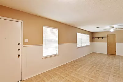 3208 Avon Drive, Denton, TX 76209 - Photo 9