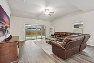 1108 Mahogany Dr, Melissa, TX 75454 - Photo 5