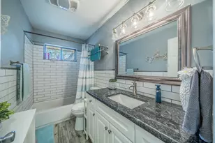 1938 Balla Way, Grand Prairie, TX 75051 - Photo 9