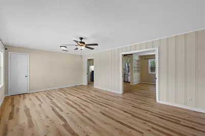 240 S Avenue A, Crawford, TX 76638 - Photo 3