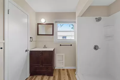 240 S Avenue A, Crawford, TX 76638 - Photo 15