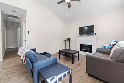 5811 Lake Granbury Trail, Granbury, TX 76048 - Photo 3