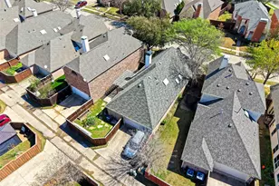 8609 Old Oak Dr, Irving, TX 75063 - Photo 17