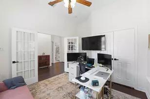 8609 Old Oak Dr, Irving, TX 75063 - Photo 11