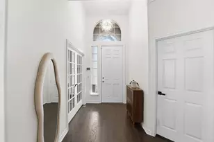 8609 Old Oak Dr, Irving, TX 75063 - Photo 13