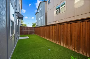 2646 Carolwood Ln, Dallas, TX 75212 - Photo 29