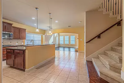 10611 Providence Drive, Frisco, TX 75035 - Photo 9