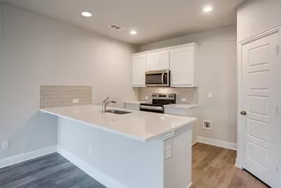802 Homeplace Circle, Mansfield, TX 76063 - Photo 13