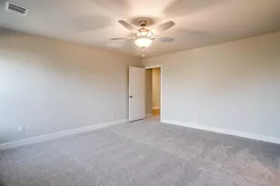 802 Homeplace Cir, Mansfield, TX 76063 - Photo 19