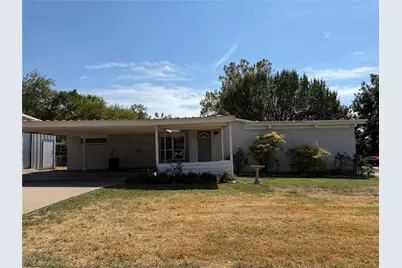 811 N Grant Drive, Sherman, TX 75092 - Photo 1
