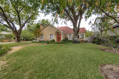 6903 Clayton Avenue, Dallas, TX 75214 - Photo 3