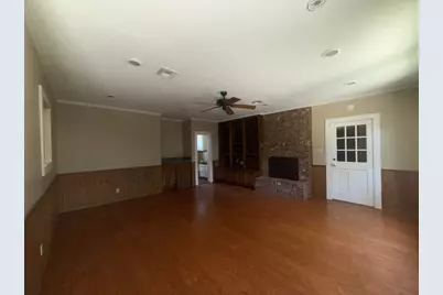 1820 Maplewood Avenue, Corsicana, TX 75110 - Photo 11