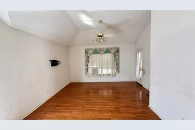 6200 Pierce Arrow Drive, Arlington, TX 76001 - Photo 5