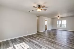 2620 Wilkinson Ave, Fort Worth, TX 76103 - Photo 3