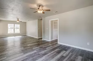 2620 Wilkinson Ave, Fort Worth, TX 76103 - Photo 9