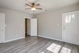 2620 Wilkinson Ave, Fort Worth, TX 76103 - Photo 15