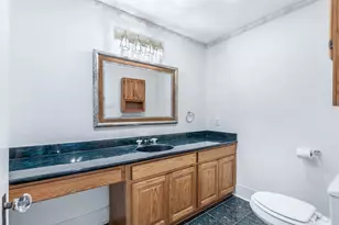 721 W Washington St, Sherman, TX 75092 - Photo 11