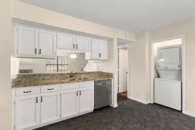716 W Mulberry Street #1C, Denton, TX 76201 - Photo 9