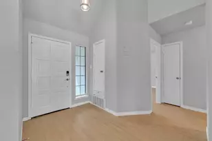 2916 Creekwood Ln, Fort Worth, TX 76123 - Photo 9