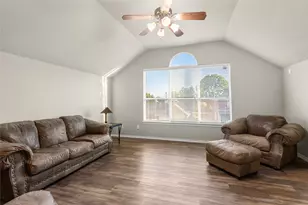 2185 Goliad Cir, Frisco, TX 75033 - Photo 5