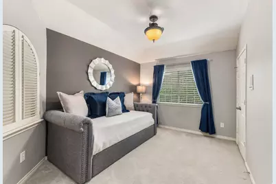 8707 Stonecrest Drive, Irving, TX 75063 - Photo 23