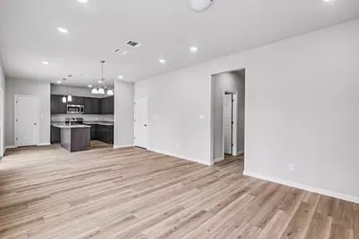 600 Paradise Street, Fort Worth, TX 76111 - Photo 5