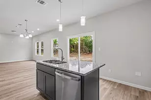 600 Paradise St, Fort Worth, TX 76111 - Photo 13