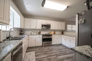 328 Hollie Cir, Sulphur Springs, TX 75482 - Photo 3
