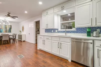 2306 Cypress Drive, Grand Prairie, TX 75050 - Photo 5