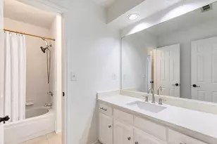 2108 Oakmeadow Pl, Bedford, TX 76021 - Photo 17
