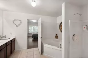 1008 Primrose Dr, Sanger, TX 76266 - Photo 25