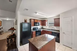 1008 Primrose Dr, Sanger, TX 76266 - Photo 11