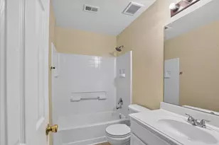 3041 Meadowbrook Dr, Grand Prairie, TX 75052 - Photo 27