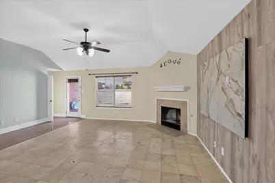 3041 Meadowbrook Drive, Grand Prairie, TX 75052 - Photo 11