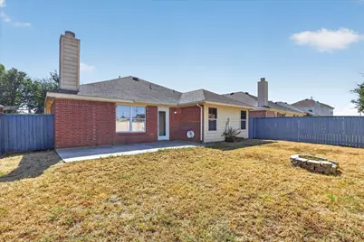 3041 Meadowbrook Drive, Grand Prairie, TX 75052 - Photo 29