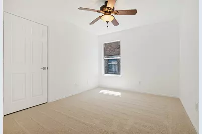 536 Cross Ridge Circle N, Fort Worth, TX 76120 - Photo 19