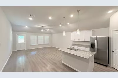 704 Big Bend Parkway, Princeton, TX 75407 - Photo 9