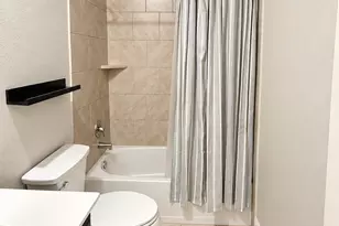 4320 Lakeview Dr, Frisco, TX 75036 - Photo 5